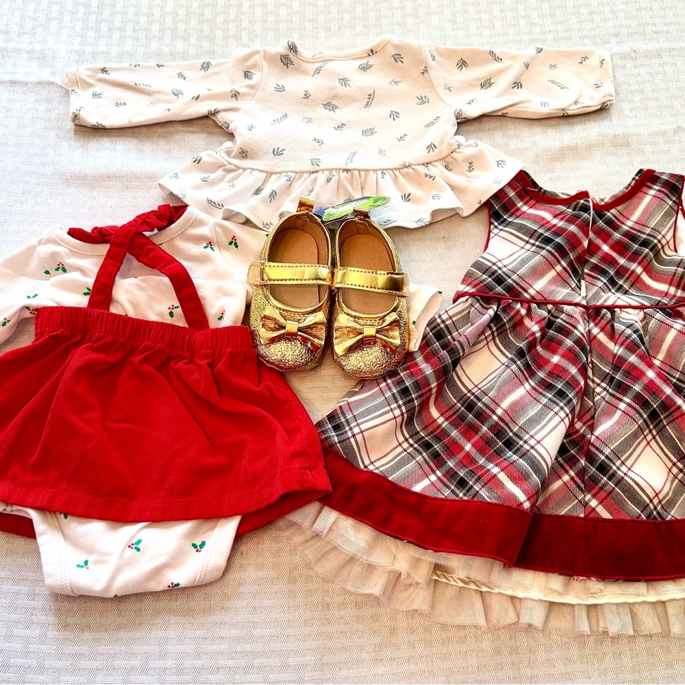 Holiday Baby Outfit‎ Bundle NB/0–3M Christmas Dress Cardigan Gold Shoes NWT Set